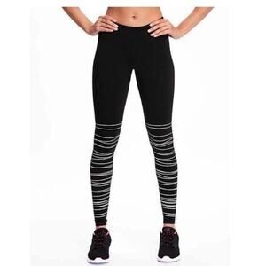 Old Navy Active Women Go Dry PowerSoft Fitted Striped Bottom Leggings SZ M Black